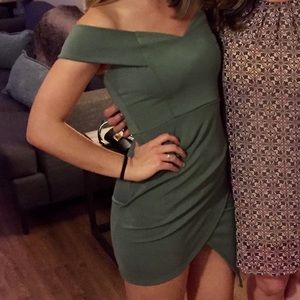 Green off the shoulder fitted dress